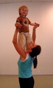 Toss Your Toddler dance class